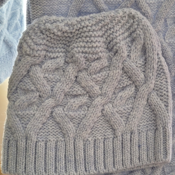 Baby boy light blue onesie with matching hat, brand new, never worn 6 months - Picture 6 of 6